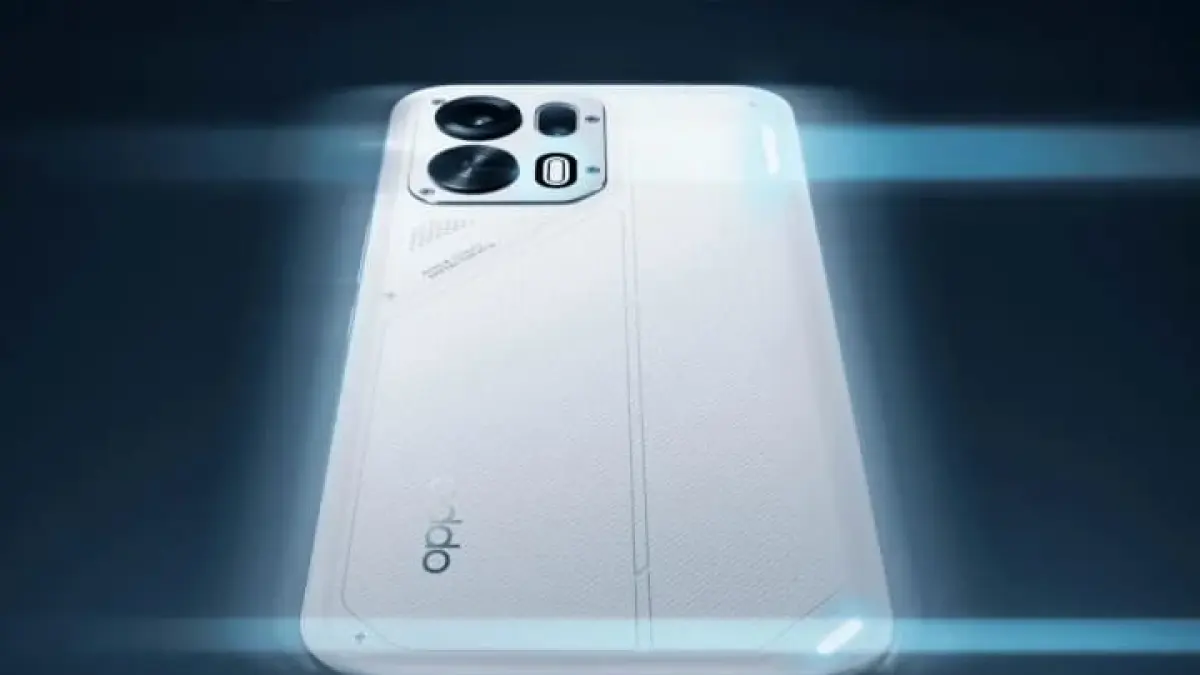 OPPO K15 Pro dibekali kipas built in untuk menunjang performa saat gaming.