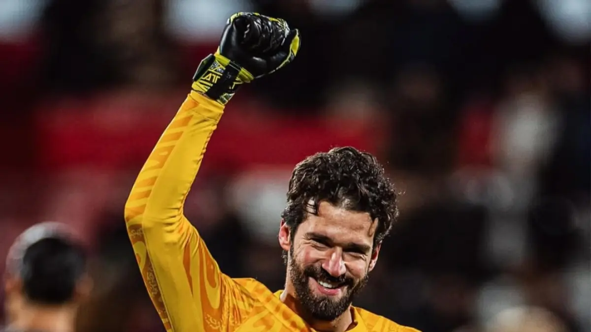 Alisson Becker terbuka gabung Juventus. (Instagram @alissonbecker)