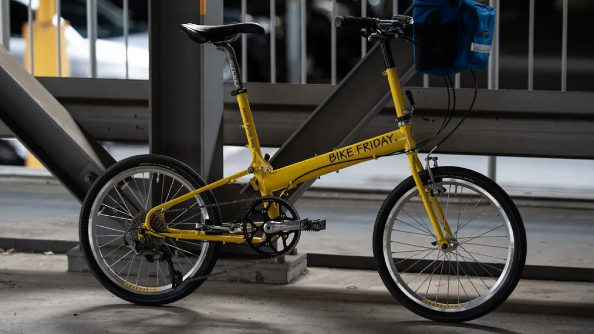 Bike Friday adalah salah satu pionir sepeda lipat modern yang sudah eksis sejak 1990-an.
