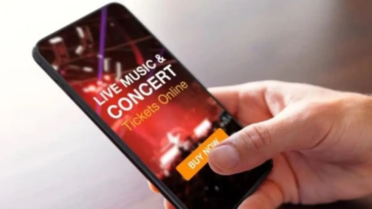 Ilustrasi beli tiket konser online.