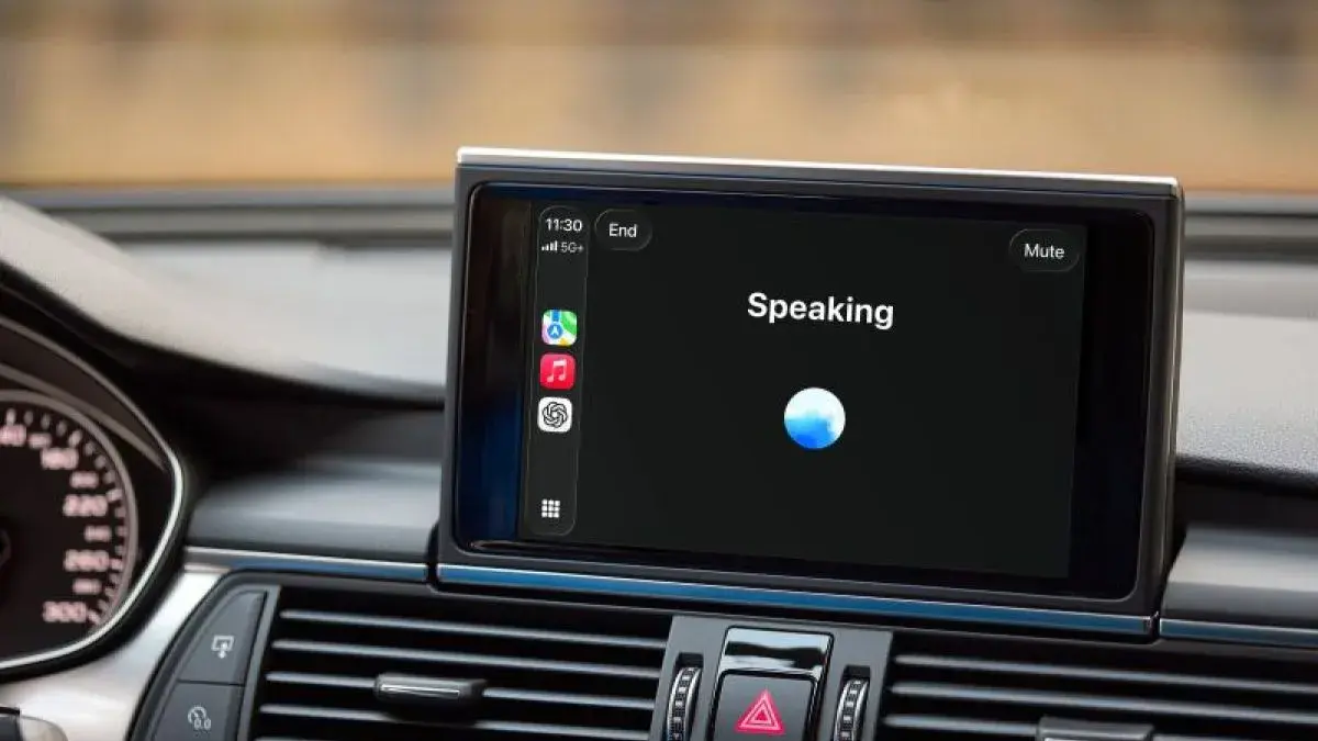 Ilustrasi fitur suara di Apple Carplay. (OPEN AI)