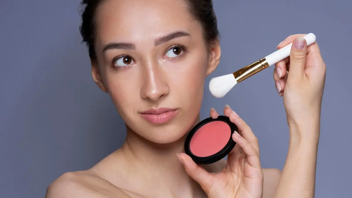 Ilustrasi rekomendasi blush on.
