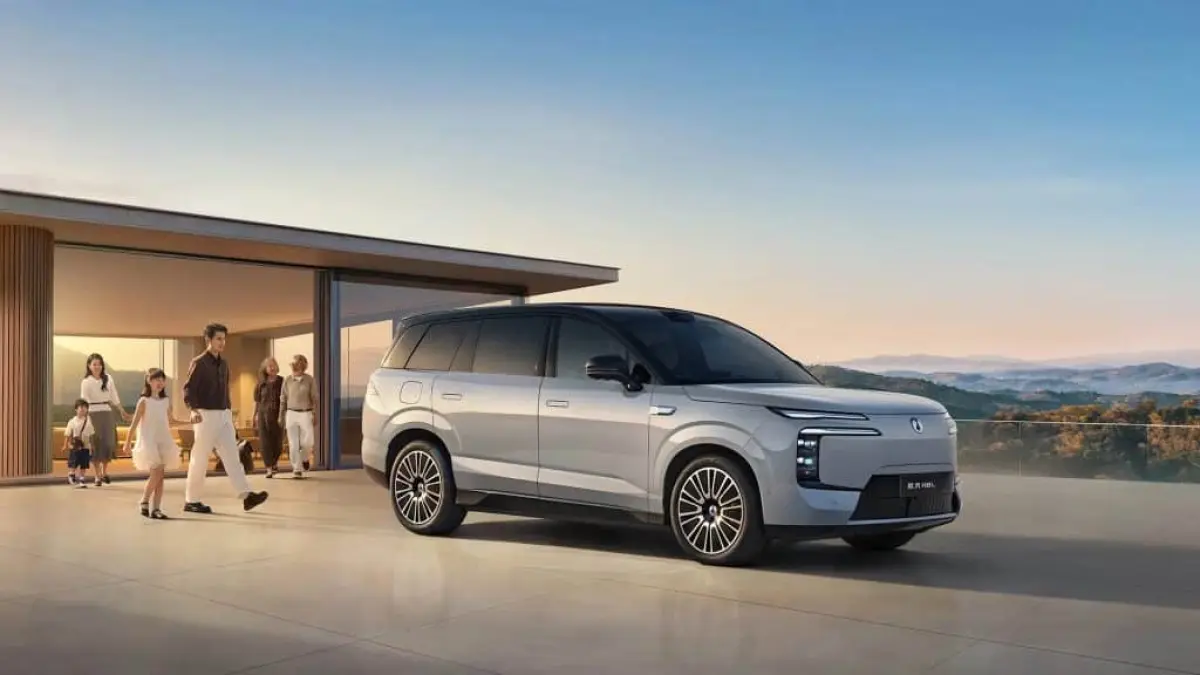 Mobil listrik SUV mewah terbaru dari BYD, Denza N8L. (DDONG AUTO)