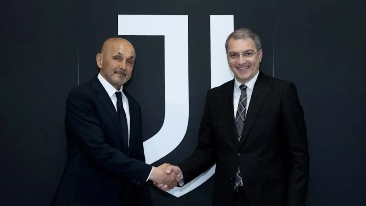 Pelatih Juventus Luciano Spalletti dan Damien Comolli.