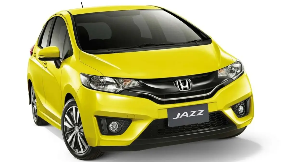 Honda Jazz dikenal irit, mudah dirawat, serta memiliki nilai jual kembali yang stabil.