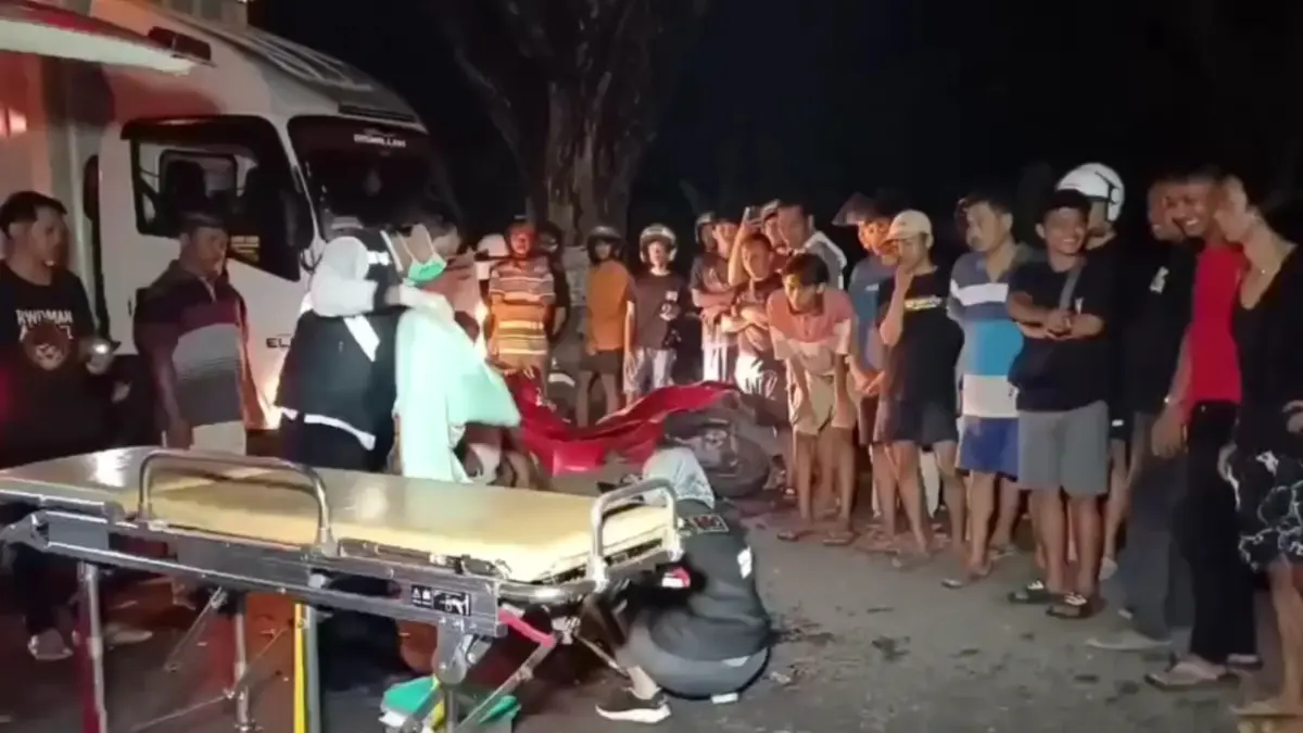 Ilustrasi kecelakaan truk akibat manuver menyalip di jalur dua arah. FOTO: SATLANTAS POLRES NGAWI