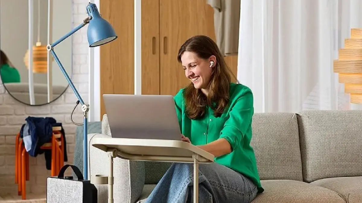 Ilustrasi work from home (WFH) atau kerja dari rumah. (IKEA)