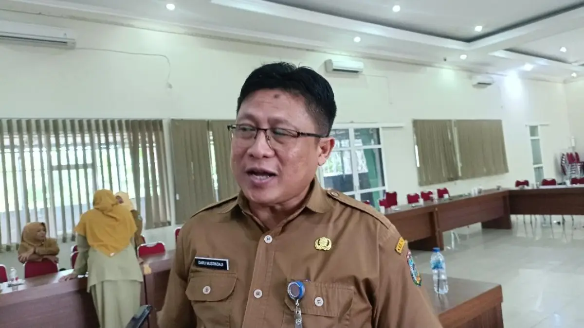 Kepala Dinas Kesehatan Pacitan Daru Mustikoaji menanggapi terkait dugaan kasus keracunan MBG di Tegalombo. DOK RADAR PACITAN