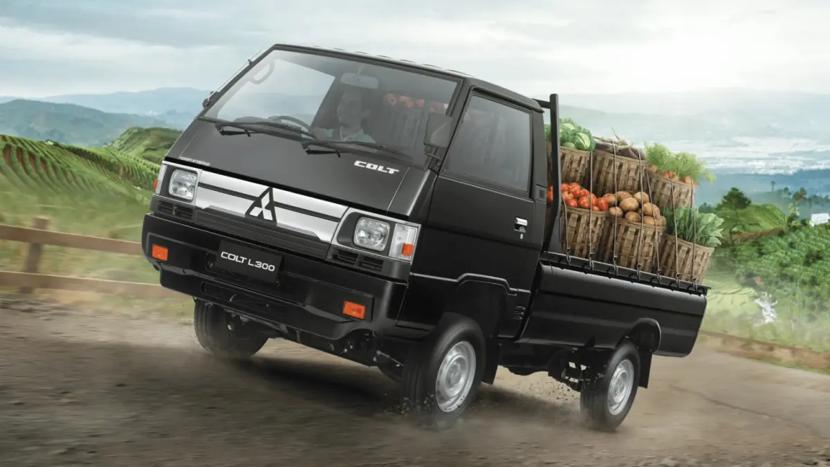 Mobil niaga Mitsubishi L300. (MITSUBISHI MOTORS)