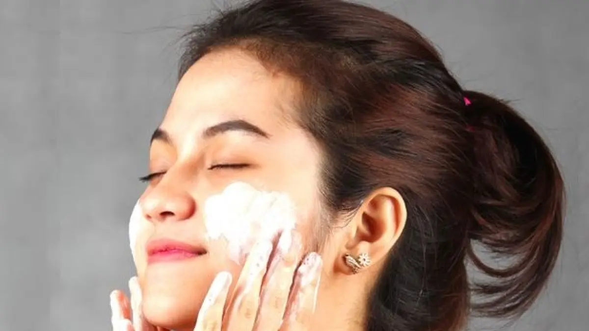 Skincare Anti Aging Usia 30 Tahun ke Atas. (JAWA POS)