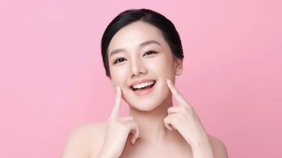 Rekomendasi Skincare untuk Kulit Berjerawat Usia 40 Tahun ke Atas. (ILUSTRASI/PINTEREST)