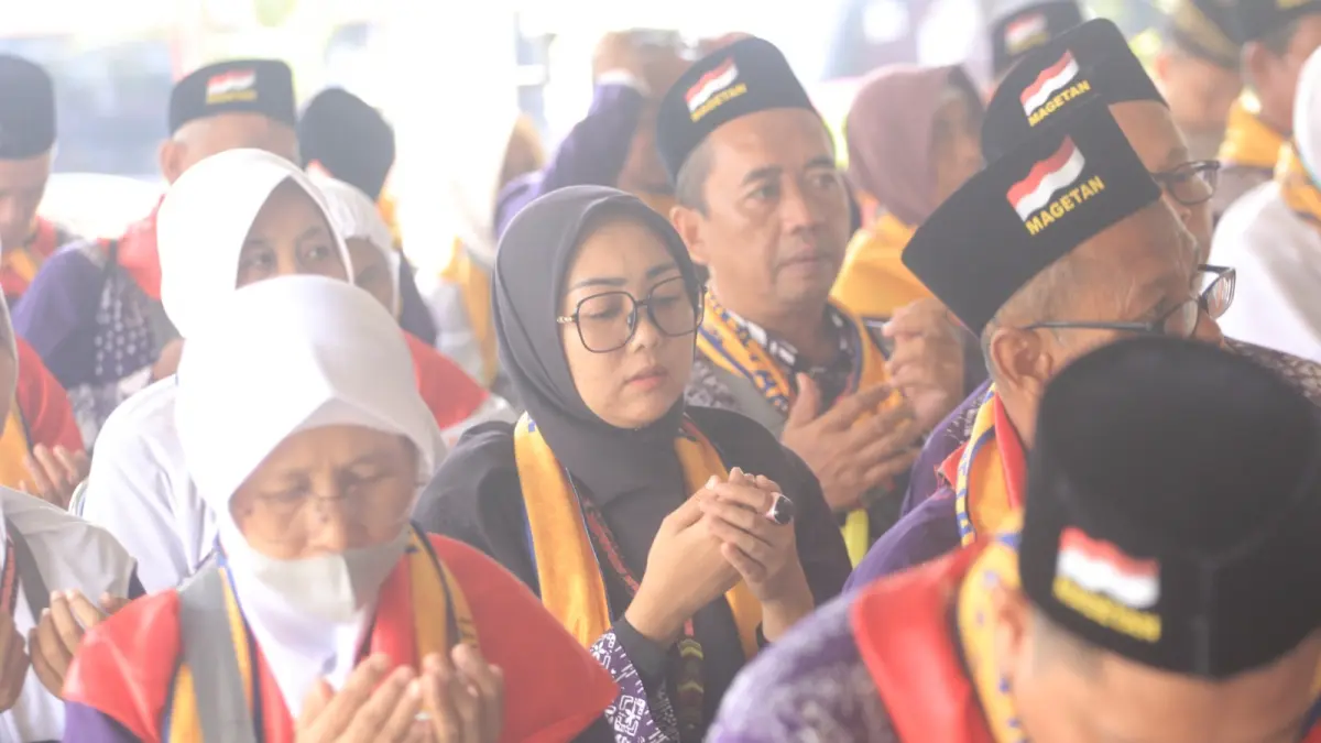 Ilustrasi jemaah haji Magetan saat persiapan keberangkatan menuju embarkasi. FOTO: AJI PUTRA/RADAR MAGETAN
