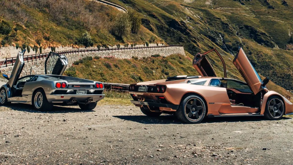 Meski tergolong supercar mewah berkecepatan tinggi, Lamborghini Diablo merupakan mobil manual. (TOP GEAR)