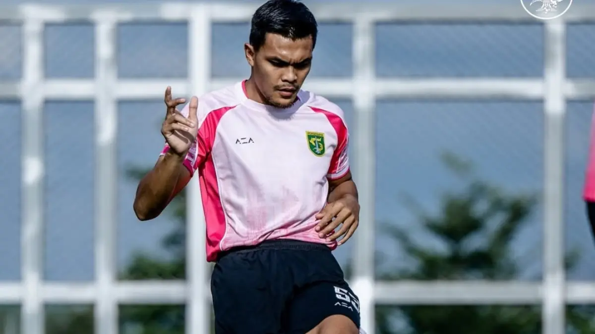 Gelandang Persebaya Surabaya Rahmat Irianto. (IG @officialpersebaya)