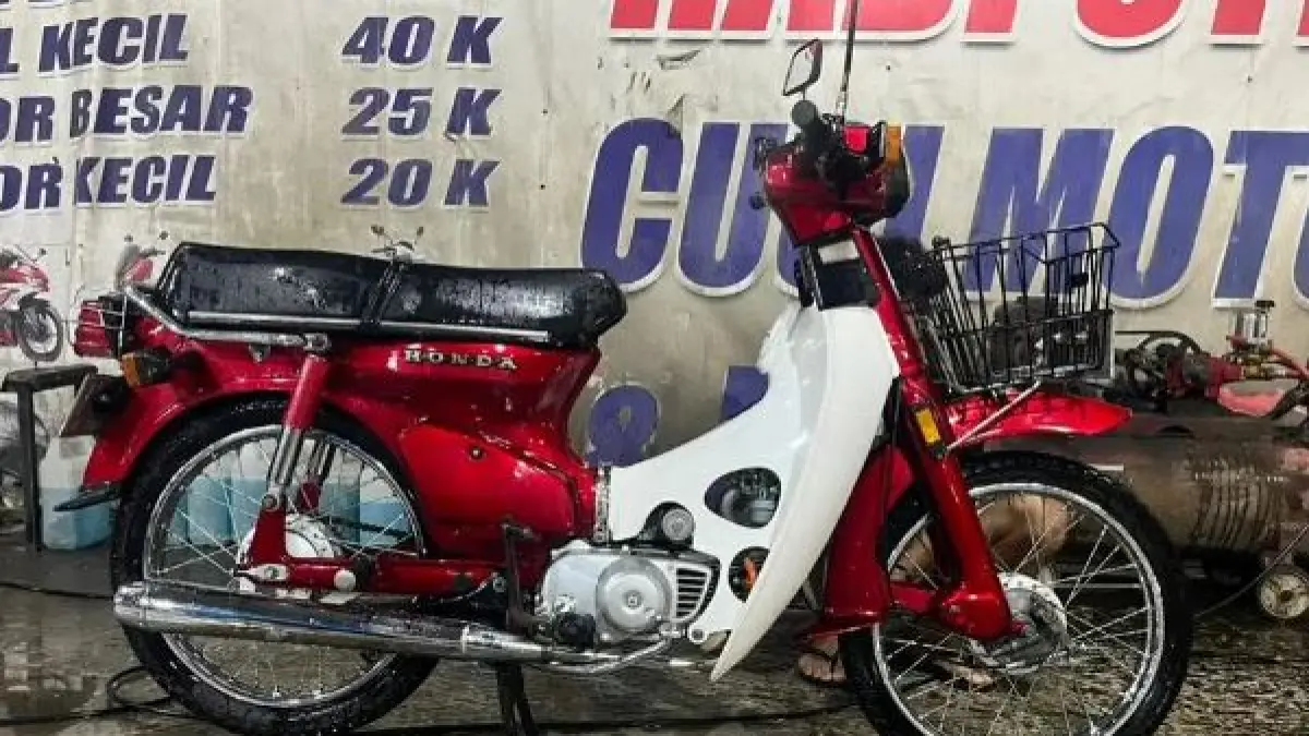 Ilustrasi motor lawas. (ISTIMEWA)