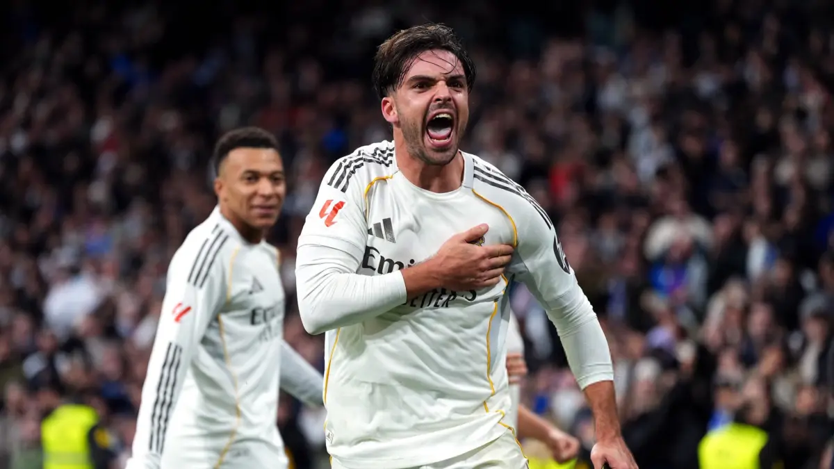 Bek Real Madrid Raúl Asencio menjalani pemulihan setelah mengalami infeksi saluran pencernaan yang memengaruhi kondisi fisiknya. FOTO: HQpcrt