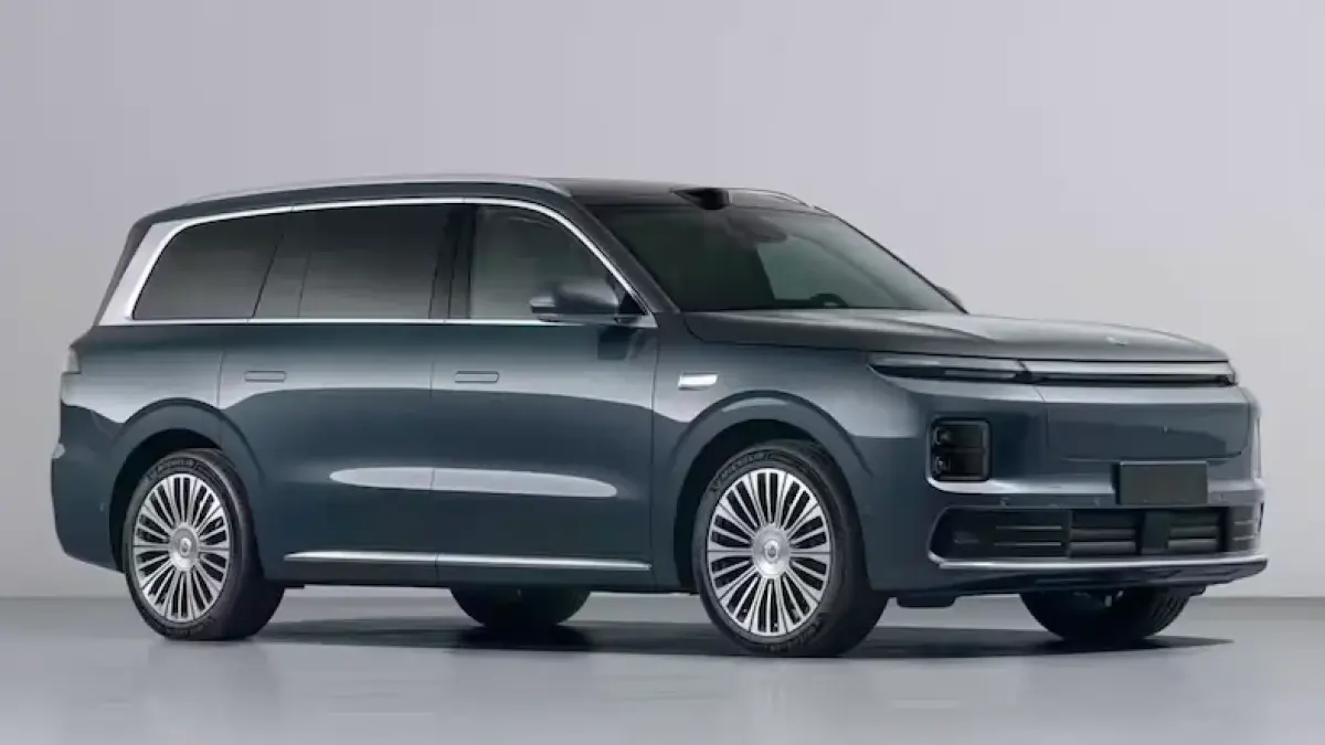 Leapmotor D19, mobil listrik SUV yang ditenagai baterai besar. (JAWA POS)