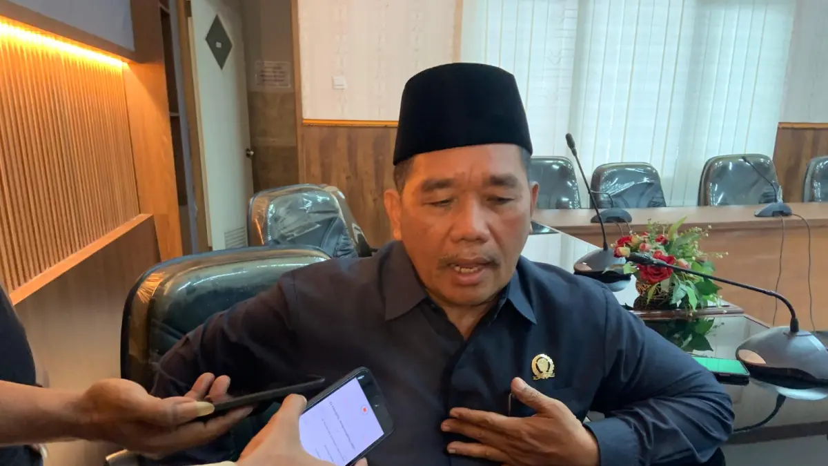 Wakil Ketua DPRD Kabupaten Madiun menyoroti percepatan reklamasi galian C di Saradan. FOTO: LODITYA FERNANDES/RADAR MADIUN