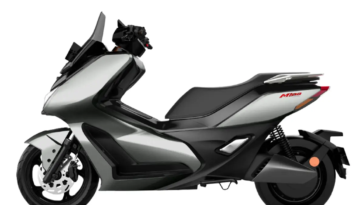 Uwinfly M135H.