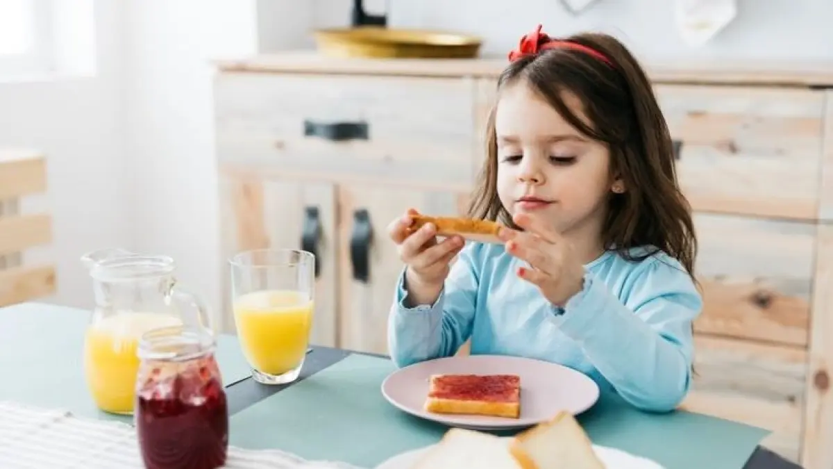 Ilustrasi makanan anak usia 1 sampai 5 tahun. (freepik)