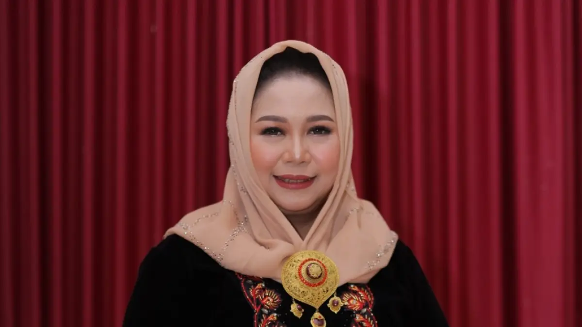 Plt Bupati Ponorogo Bunda Rita saat wawancara, menyampaikan pesan tentang peran perempuan dalam pembangunan daerah. DISKOMINFO  PONOROGO