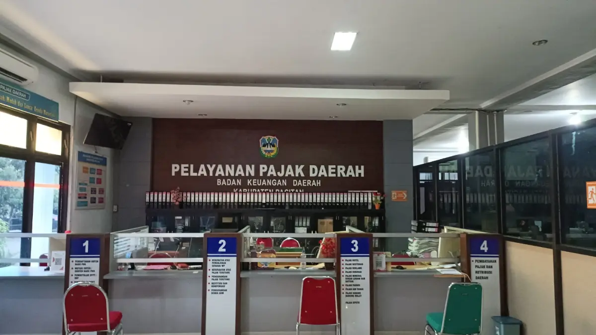 Gedung BKD Pacitan. Pemkab menargetkan penerimaan PBB-P2 Rp 26,26 miliar pada 2026. NUR CAHYONO/RADAR PACITAN
