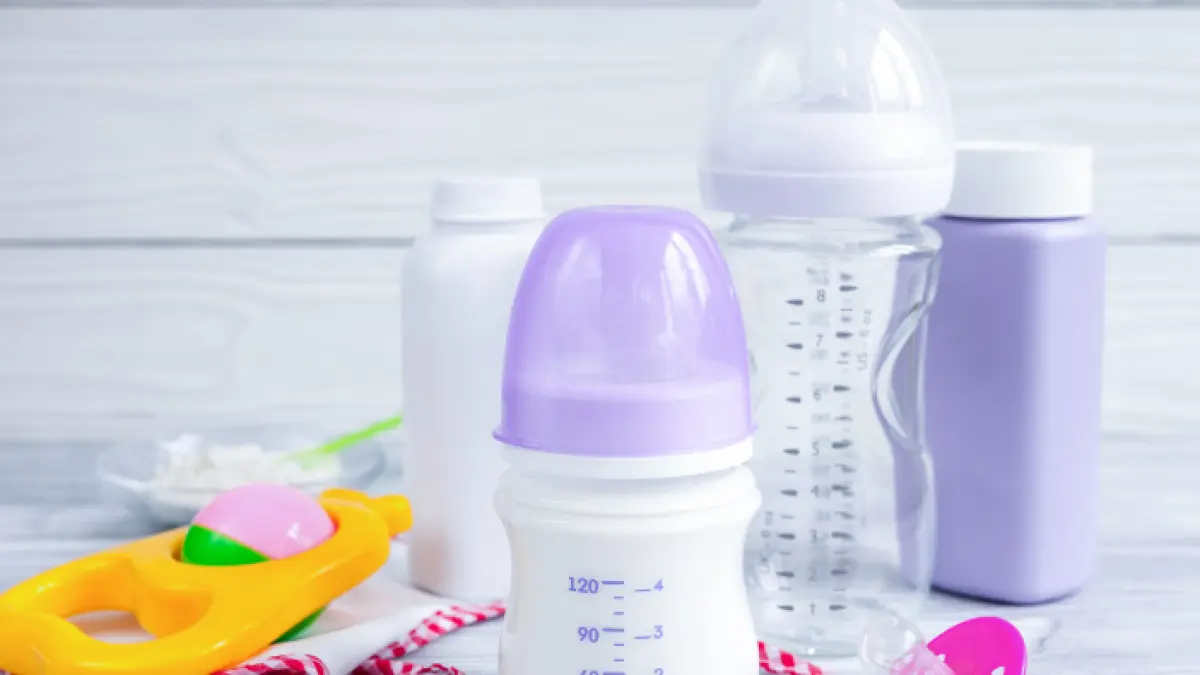 Ilustrasi botol susu bayi. (halodoc)