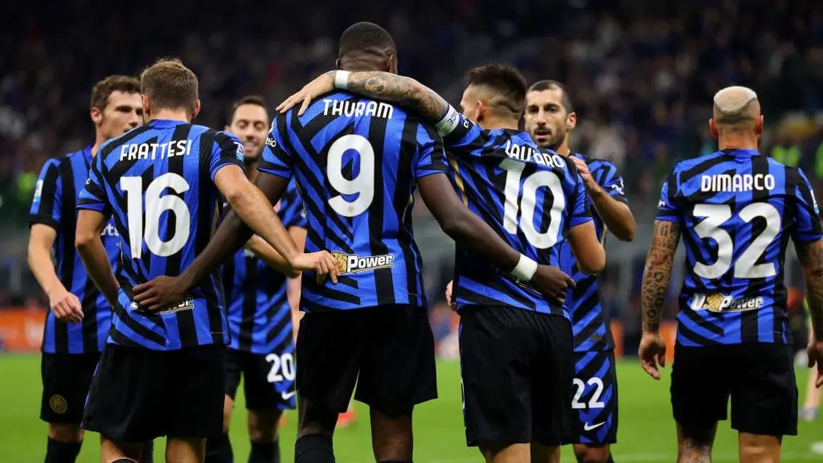 Inter Milan bangkit dramatis dan lolos ke final Coppa Italia. 