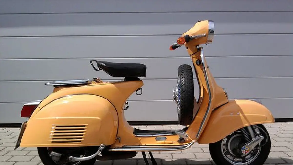 Ilustrasi Vespa Sprint. (Pinterest/Flickr)