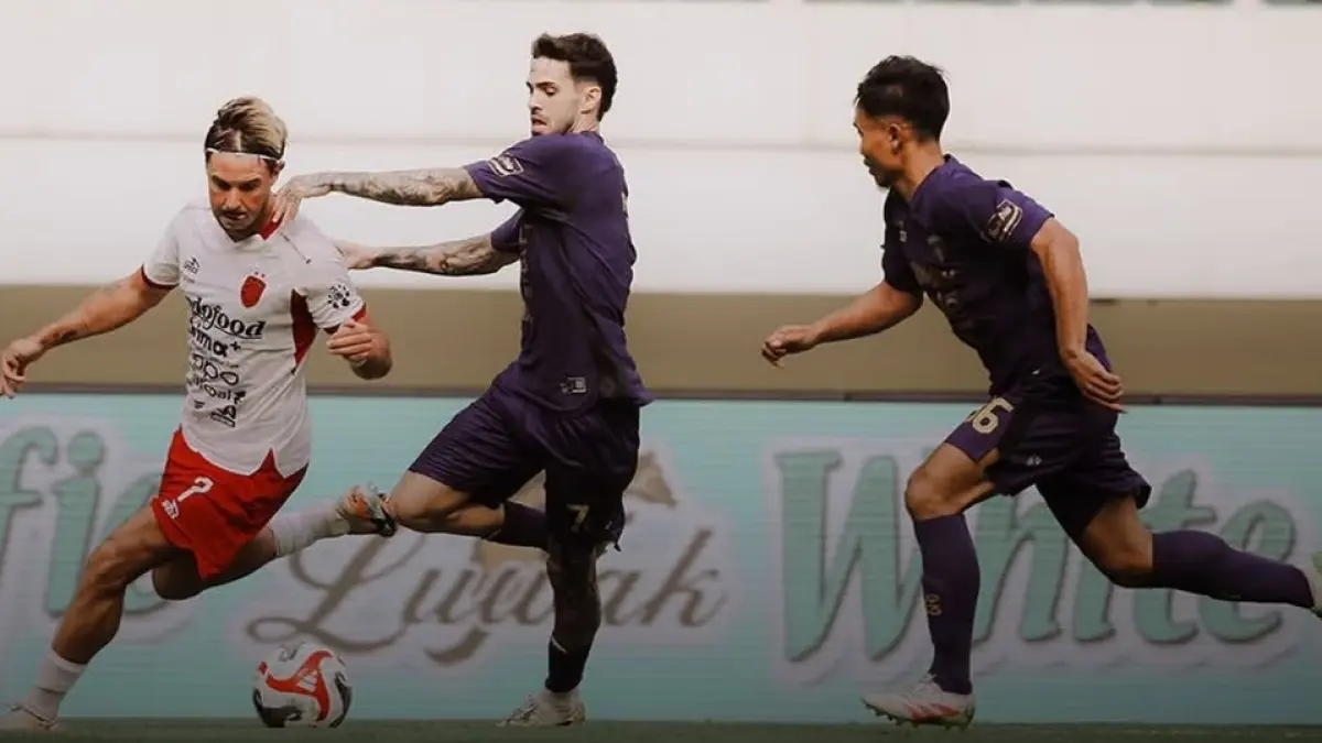 IMBANG: Bali United berhasil menahan imbang Persita Tangerang di babak pertama. (IG @baliunitedfc)