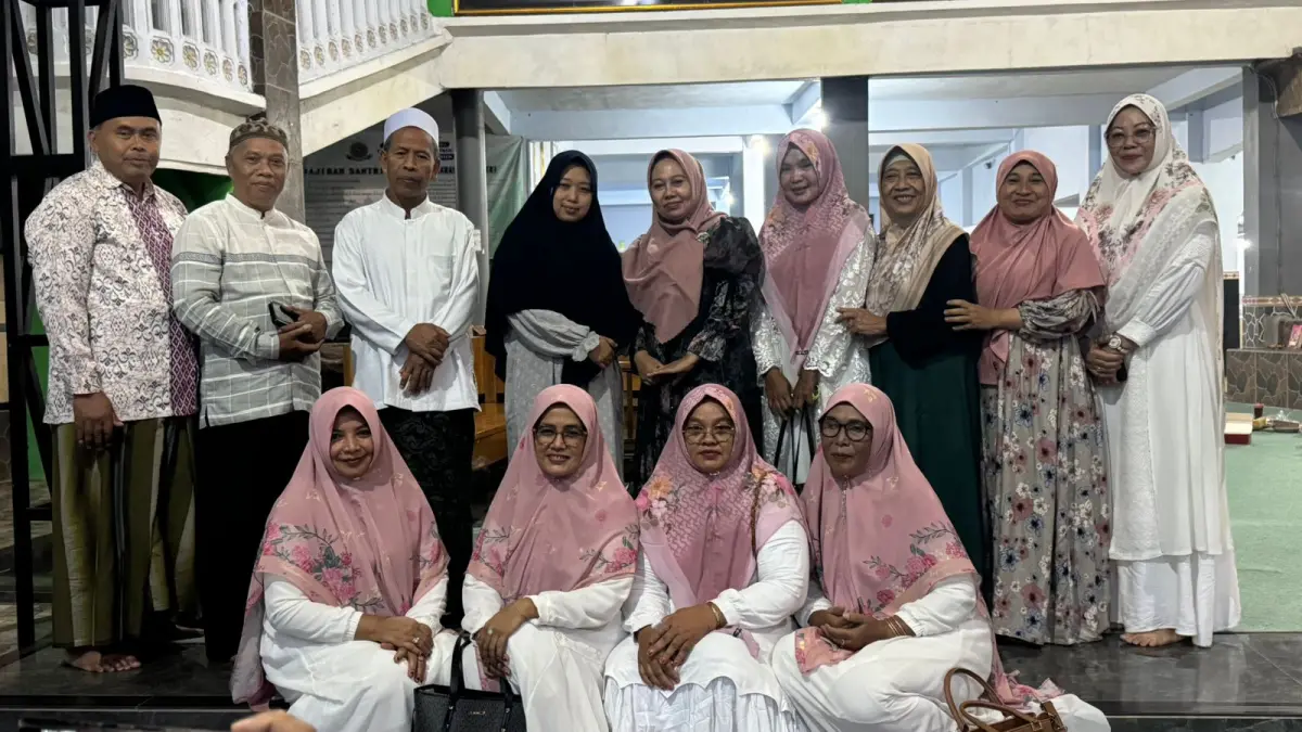 Majelis Dzikir Sholawat Magetan menggelar istighotsah dan dzikir bersama di Masjid Ki Mageti.