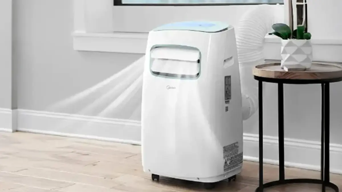 Banyak orang mulai mempertimbangkan antara AC portable vs AC konvensional sebelum membeli.