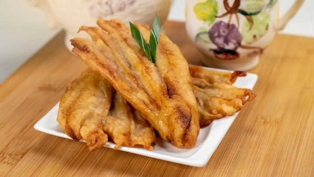 Ilustrasi Pisang Goreng. (Pinterest/gissheila)