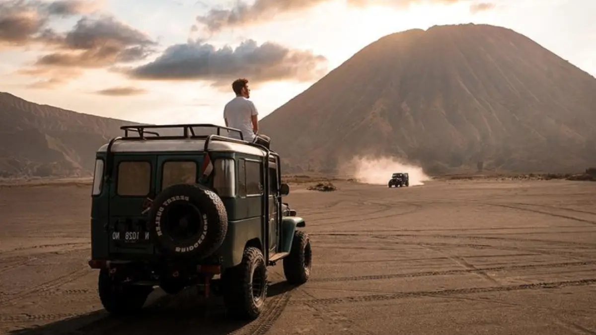 Bromo menjadi salah satu destinasi liburan terpopuler di Indonesia. 