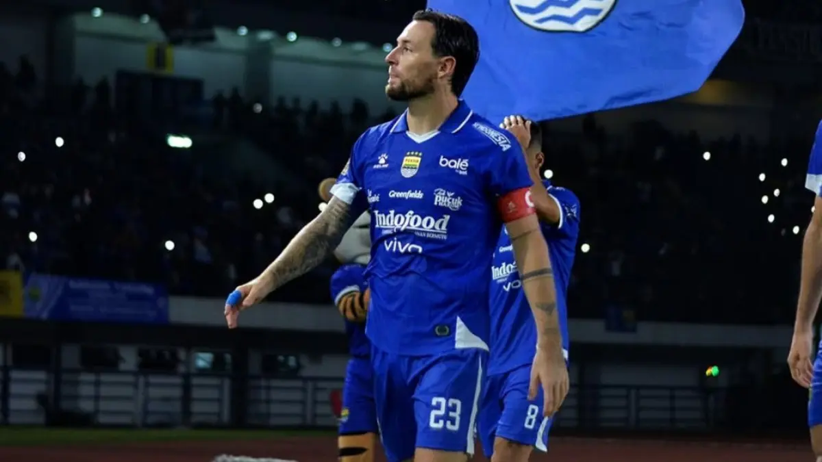 GARUDA CALLING: Kapten Persib Marc Klock dan dua koleganya yakni Thom Haye serta Saddil Ramdani dipanggil Timnas Indoensia untuk pemusatan latihan. (IG @persib)
