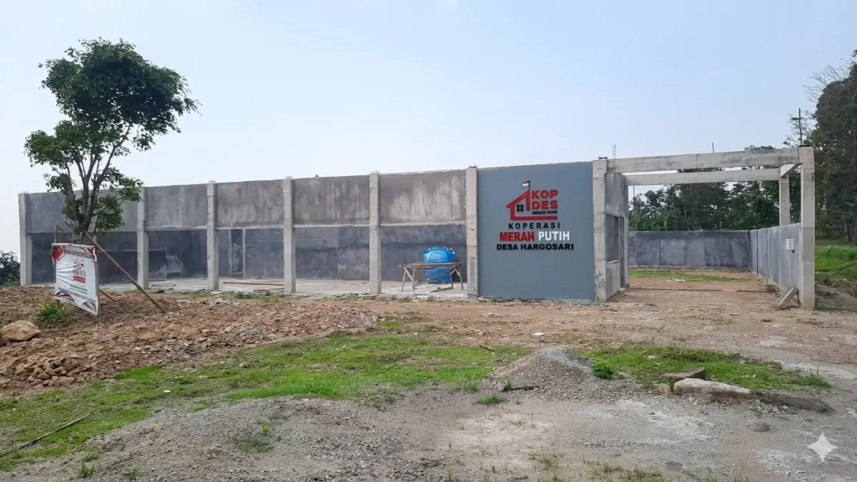 Pembangunan KDMP di Ngawi terhenti sejak dua bulan terakhir. ASEP SYAEFUL/RADAR NGAWI