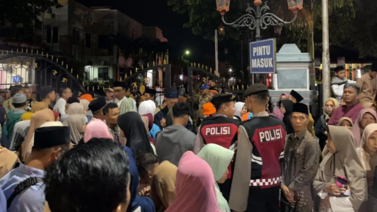 ASN Ngawi mengurus cuti besar untuk keberangkatan haji. FOTO: DISKOMINFO NGAWI