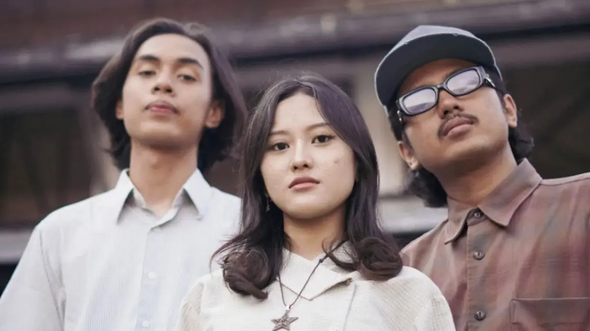 Band FLOSS. (Instagram @itsfloss__)