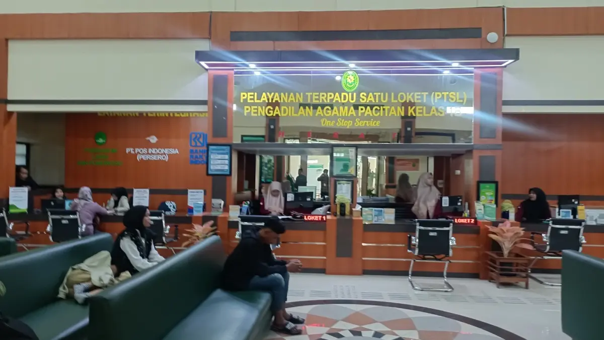 Suasana pelayanan perkara perceraian di PA Pacitan. DOK RADAR PACITAN