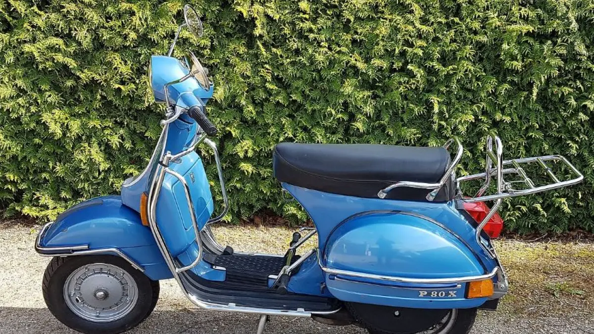 Ilustrasi vespa P80X. (wikimedia)