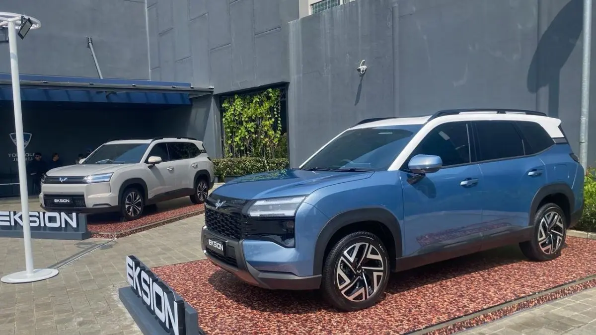 Wuling Eksion punyadua pilihan teknologi yakni listrik (EV) dan plug-in hybrid (PHEV). 