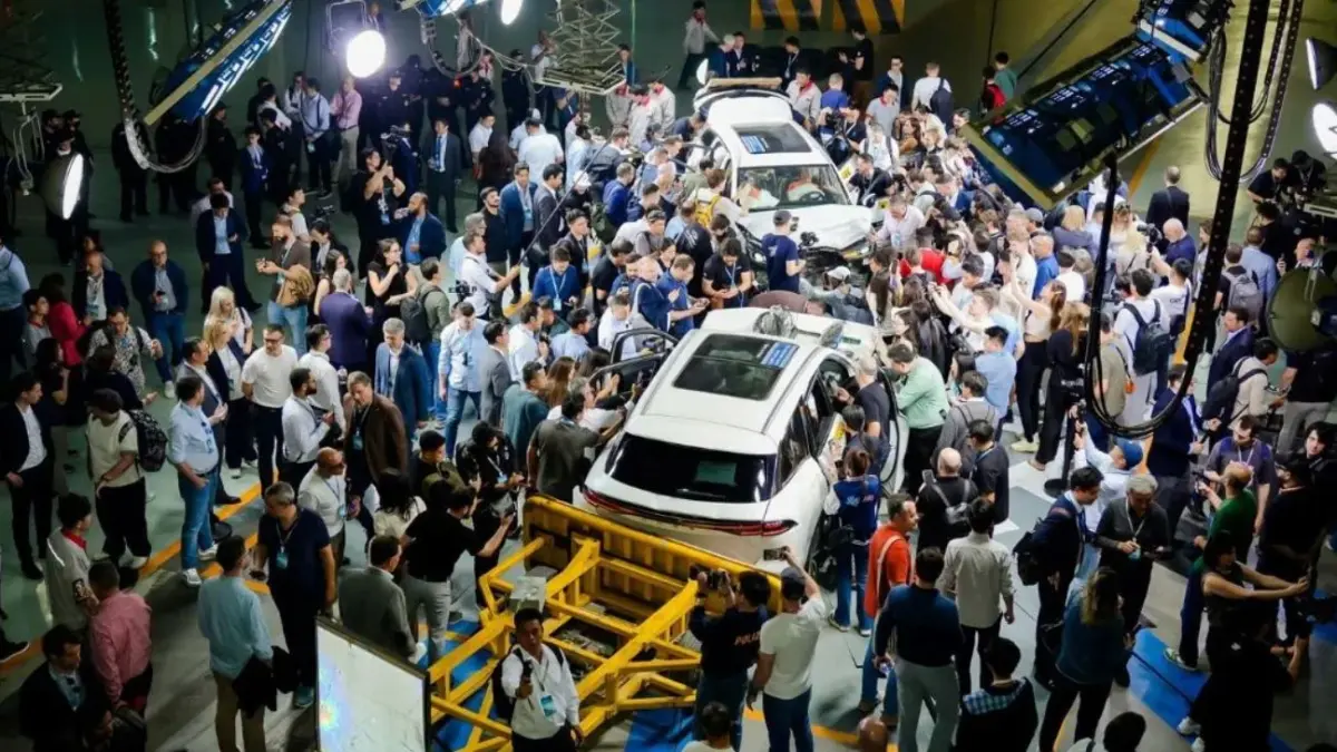 Chery Tiggo 9 lolos uji tabrak melibatkan tiga kendaraan sekaligus. (CHERY)