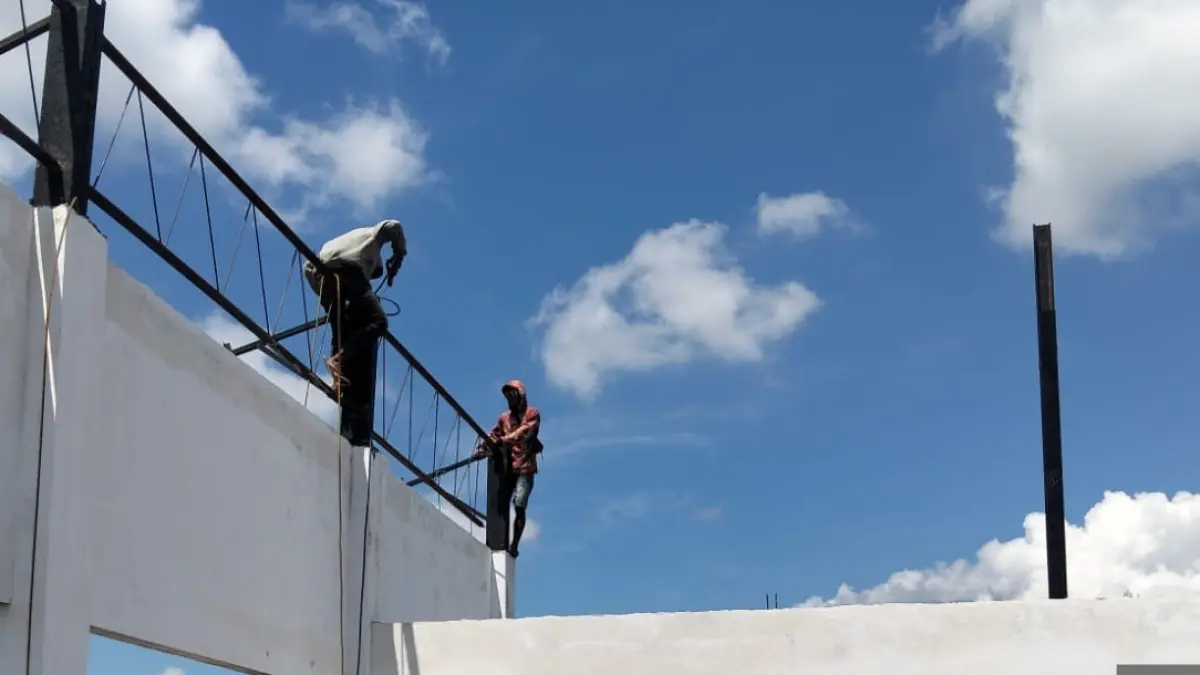 Progres pembangunan KDMP di Kecamatan Sine kembali berjalan, dengan satu lokasi telah rampung 100 persen. ASEP SYAEFUL/RADAR NGAWI