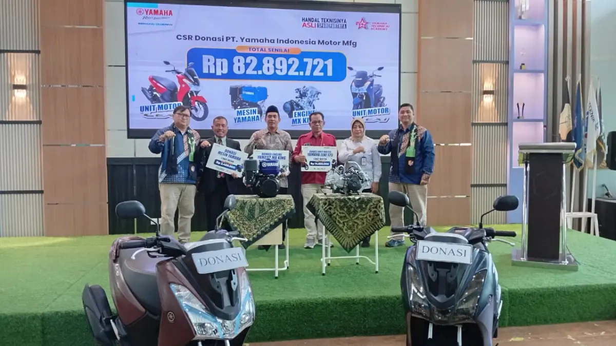 Yamaha meresmikan Kelas Khusus di SMK Yosonegoro Magetan. Bantuan yang diberikan meliputi 16 unit mesin serbaguna, 3 unit mesin Yamaha MX King, serta 2 unit sepeda motor Yamaha Lexi 125.