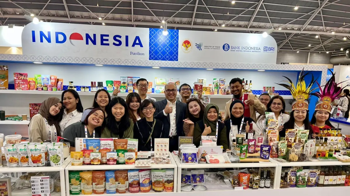 GO GLOBAL: Produk UMKM binaan BRI dipamerkan di FHA Singapura 2026 dan mencatat kesepakatan dagang puluhan miliar rupiah. FOTO: BRI