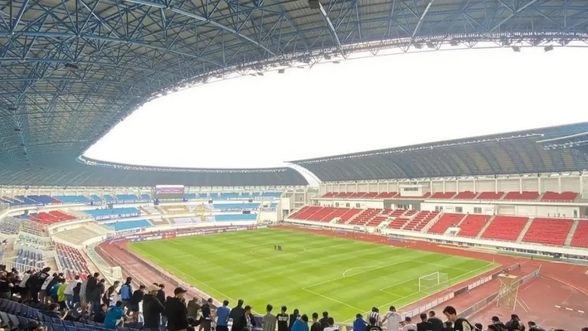 DADAKAN: Stadion Jatidiri Semarang dipilih Malut United sebagai kandang dadakan untuk melakoni laga BRI Super League pekan 31 melawan Persis Solo. (IG @jatidiristadion)