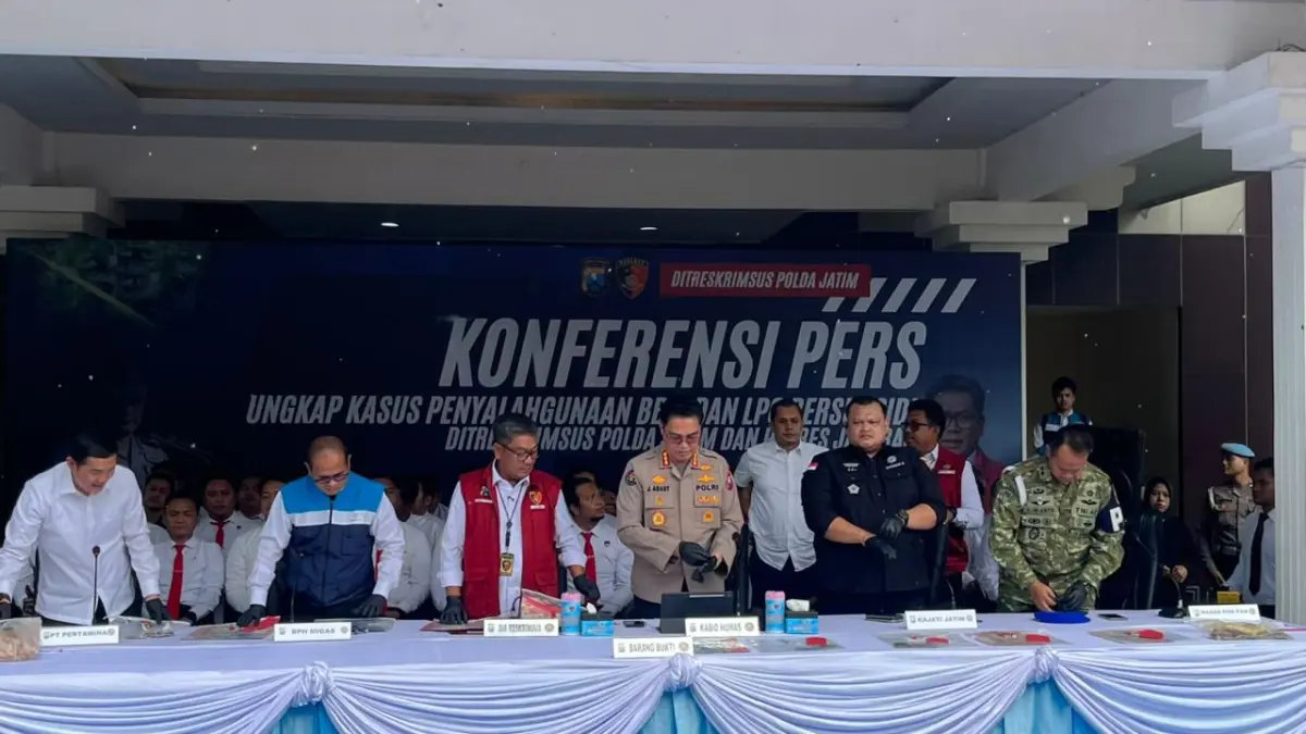 PENEGAKAN HUKUM: Polda Jatim mengungkap puluhan kasus penyalahgunaan BBM dan LPG subsidi untuk menjaga distribusi tetap tepat sasaran.