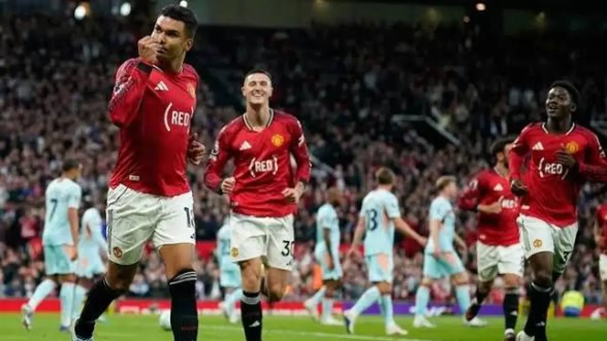 Manchester United vs Liverpool mengalami perubahan jadwal. 