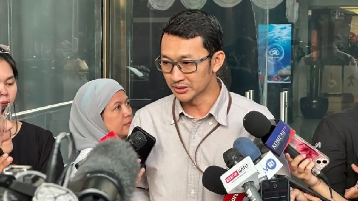 Jubir KPK Budi Prasetyo menyampaikan update dugaan kasus korupsi CSR BI-OJK. (ANTARA)