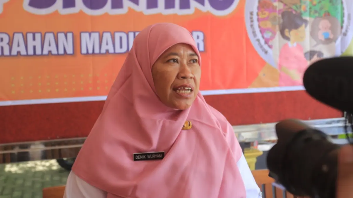 Kepala Dinas Kesehatan, Pengendalian Penduduk, dan Keluarga Berencana (Dinkes-PPKB) Kota Madiun, Denik Wuryani